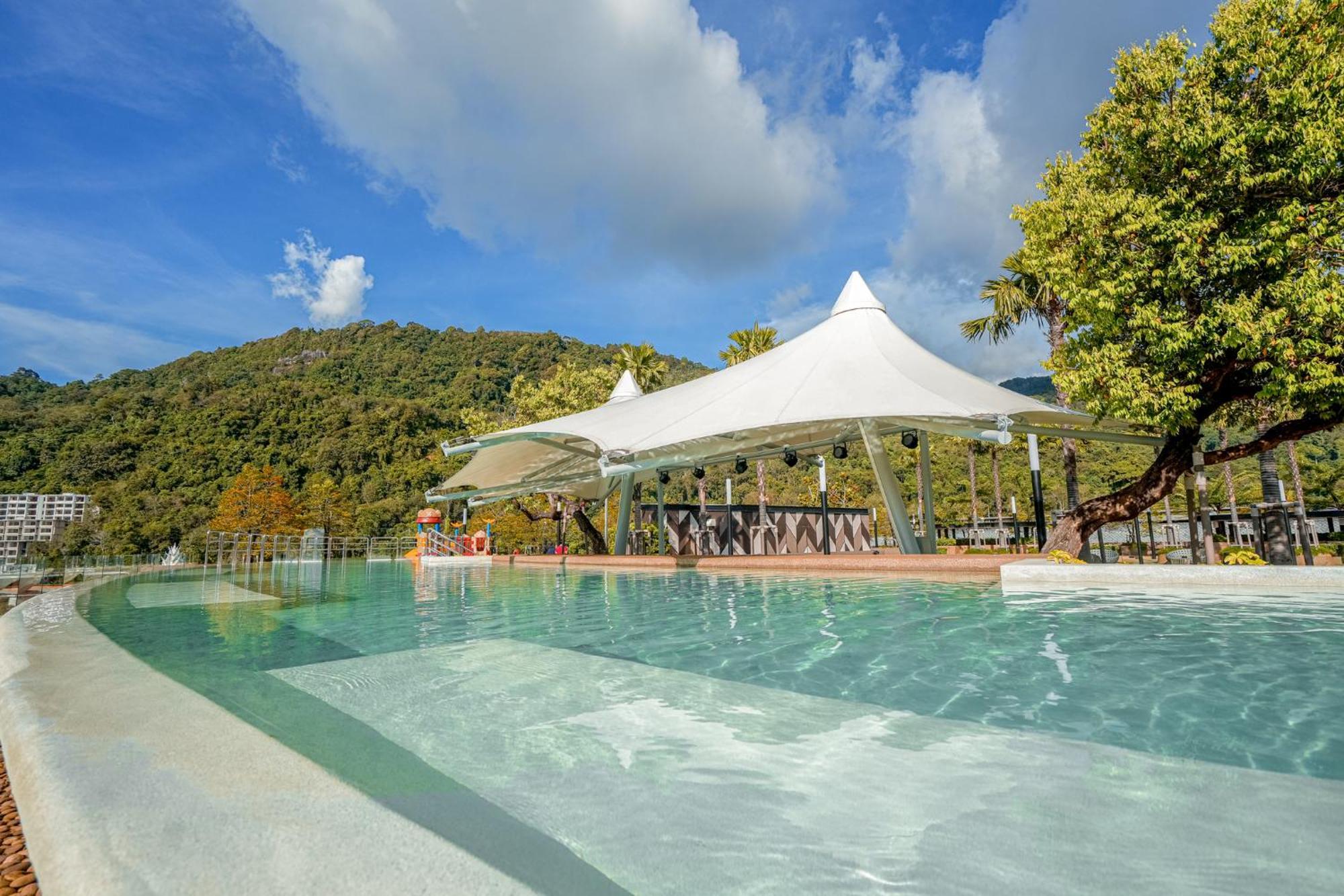 The Marin Phuket Kamala Beach Exterior photo