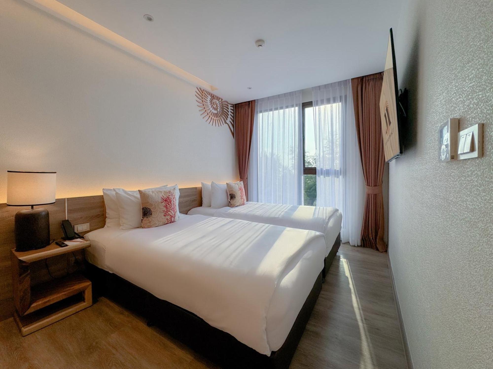 The Marin Phuket Kamala Beach Exterior photo
